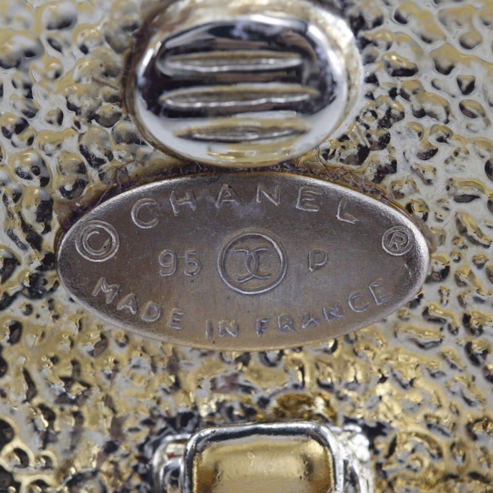 CHANEL Gold Logo Earrings - Picture 5 of 6